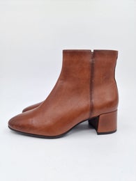 Tamaris konjakin ruskea nahka korollinen nilkkuri koko 37