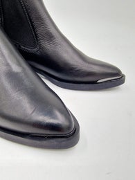 Tamaris musta nahka cowboy bootsi pienell&auml; korolla koko 37