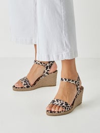 Tamaris pantteri espadrillo wedge sandaali koko 37