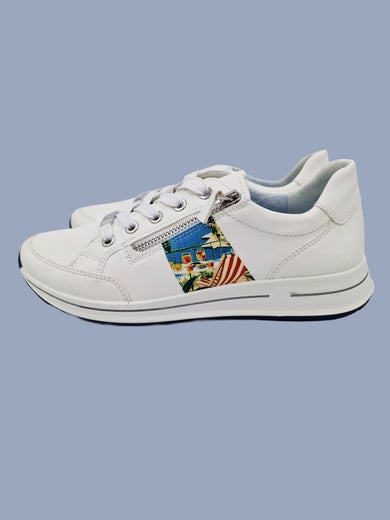 Ara Osaka 2 valkoinen kuvalla lenkkari leve&auml; H-lesti koko 4&frac12;